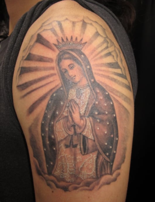 ブラック グレー グアダルーペの聖母 マリア 東京 渋谷の刺青タトゥースタジオ サンスクリットタトゥー Sunsqlit Tattoo