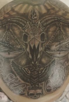 ブラック&グレー バッファロースカル 天秤 天使 悪魔