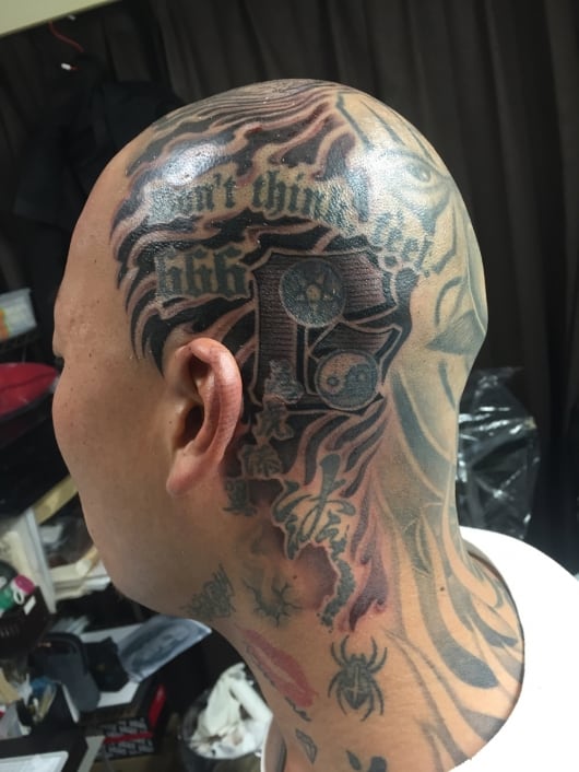 ブラック&グレー head tattoo